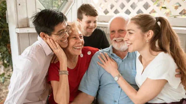  Raising-Capital-from-Family-How-to-Do-It-Right-Without-Hurting-Relationships